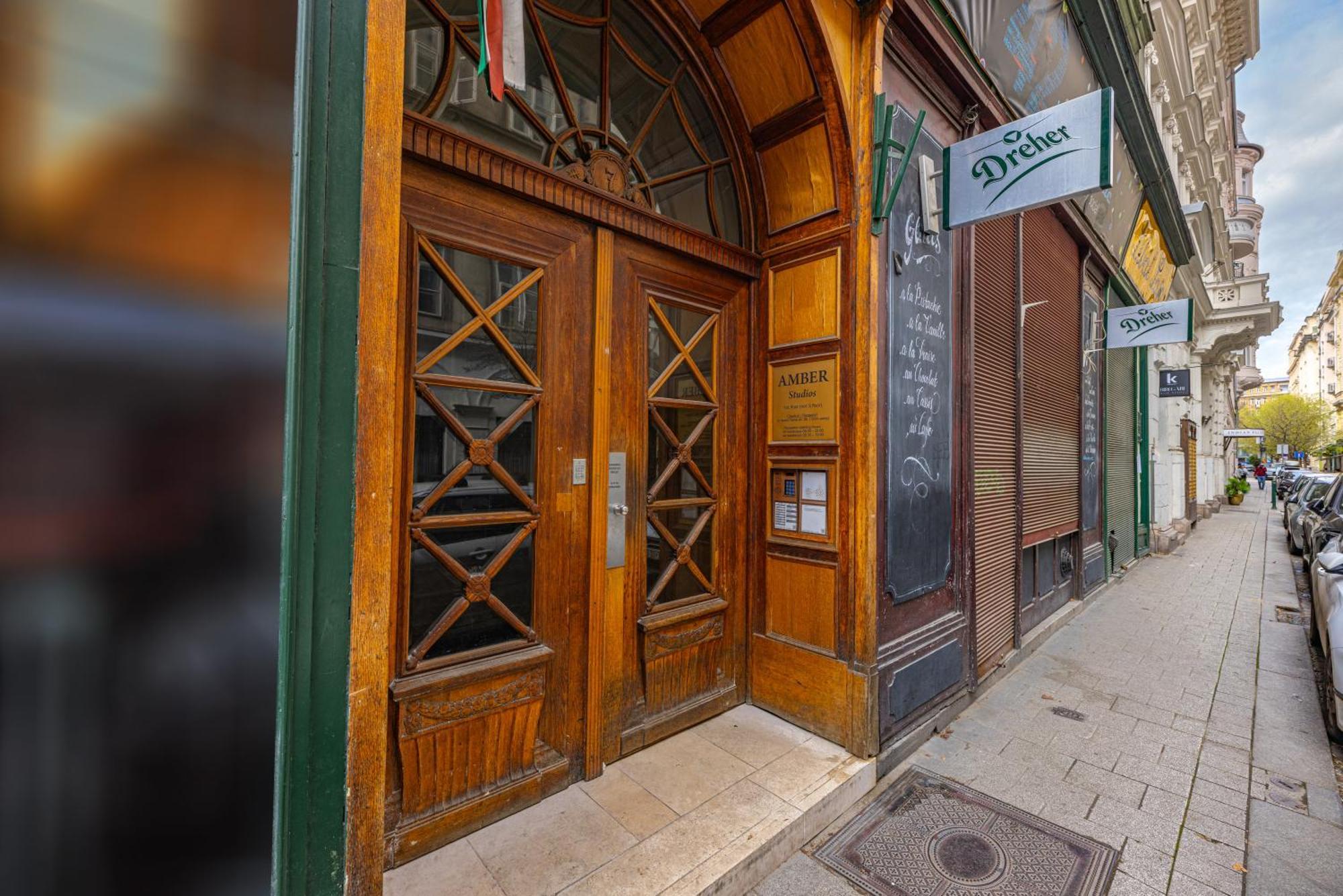 Amber Terrace Studios Downtown Budapest Exterior photo